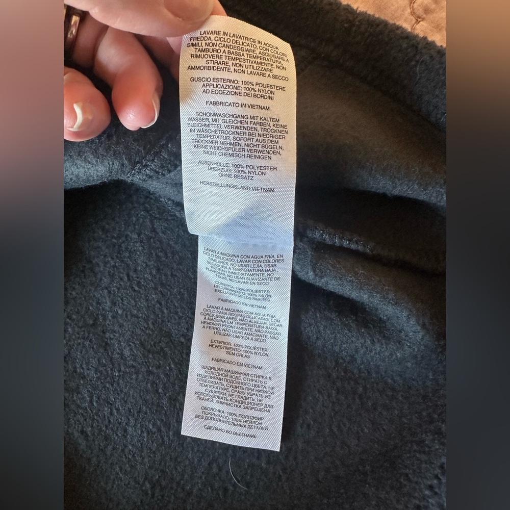 Women’s Columbia Black Fleece Pullover - quarter snap - XS - Picture 9 of 10